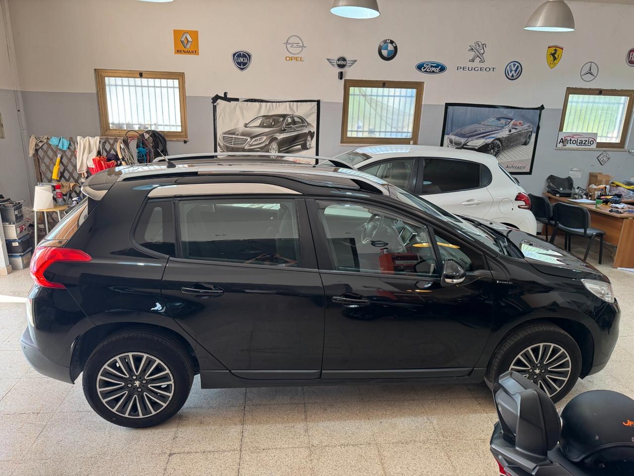 Peugeot 2008 PureTech 82 cv. Allure OK NEOPATENTATI