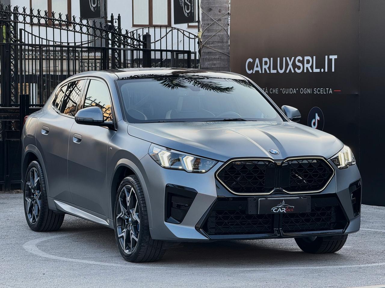 BMW X2 sDrive 18d MSport Pro TETTO ICONIC GLOW