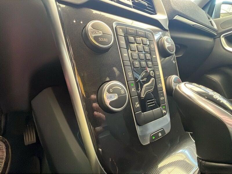 Volvo V40 D2 Geartronic Kinetic