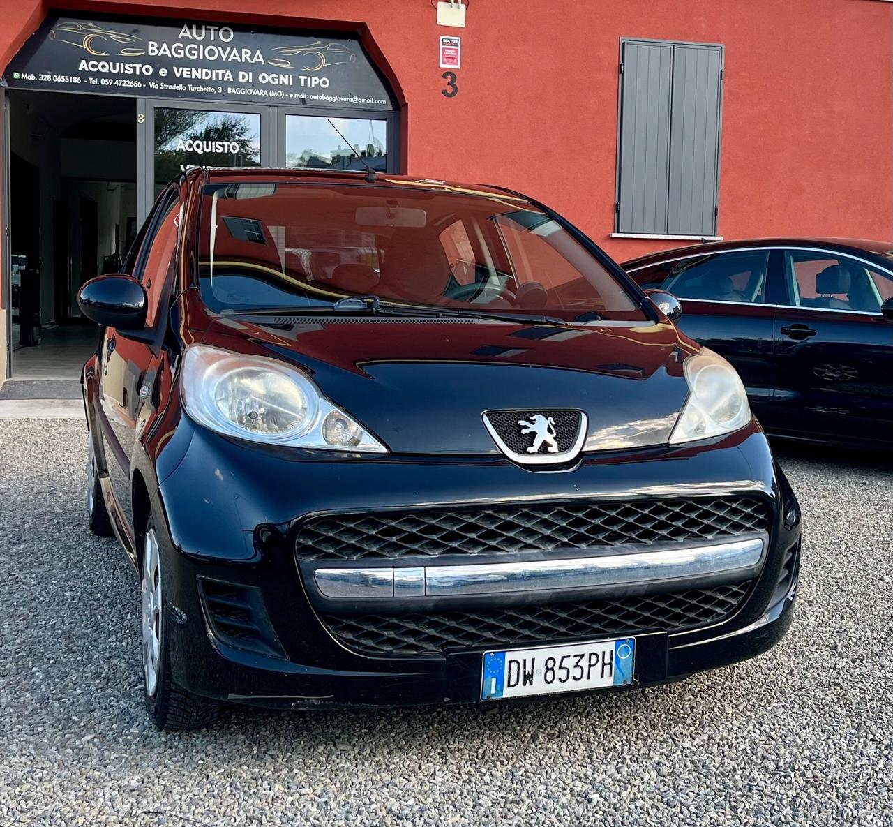 Peugeot 107 1.0 benzina AUTOMATICA!