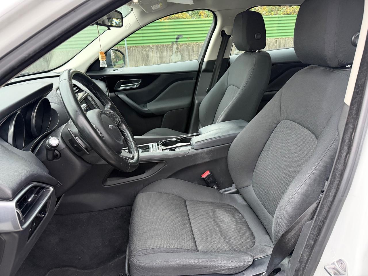 Jaguar F-Pace 2.0 D 180 CV CATENA RUMOROSA !
