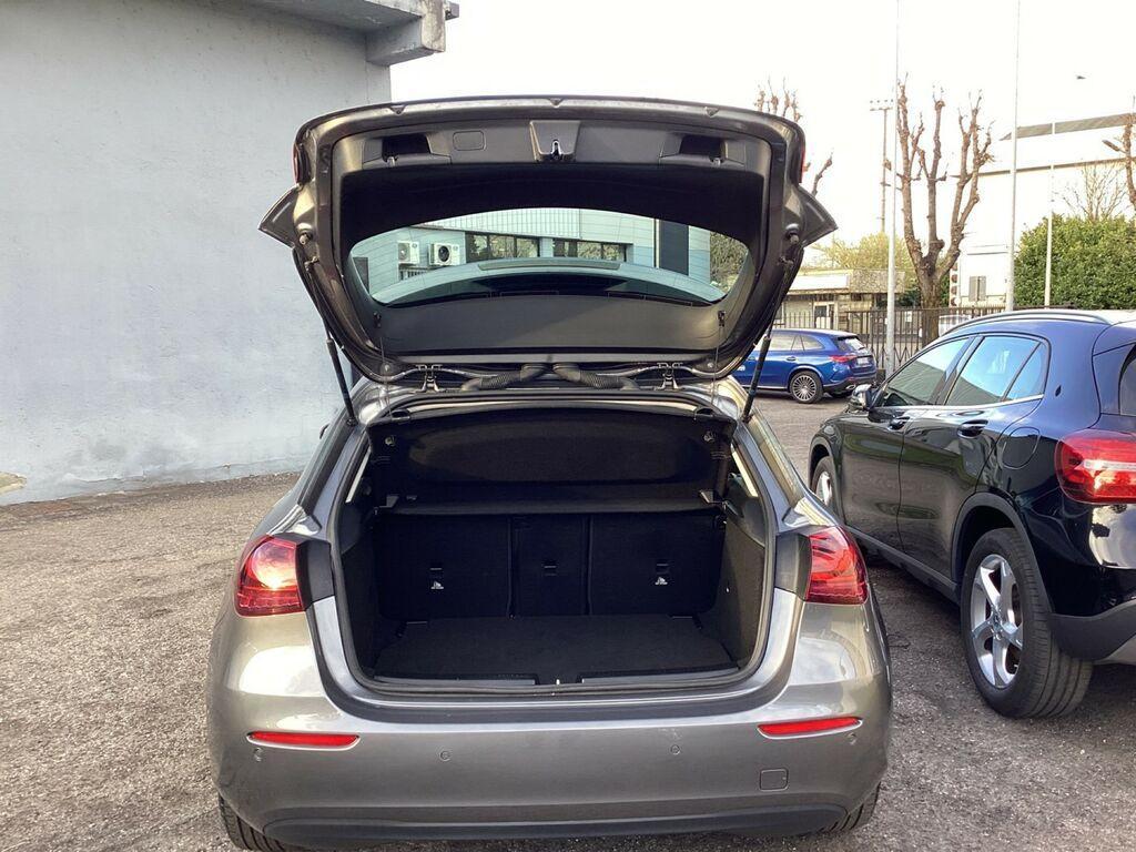 Mercedes Classe A 180 180 D Advanced 8G-DCT