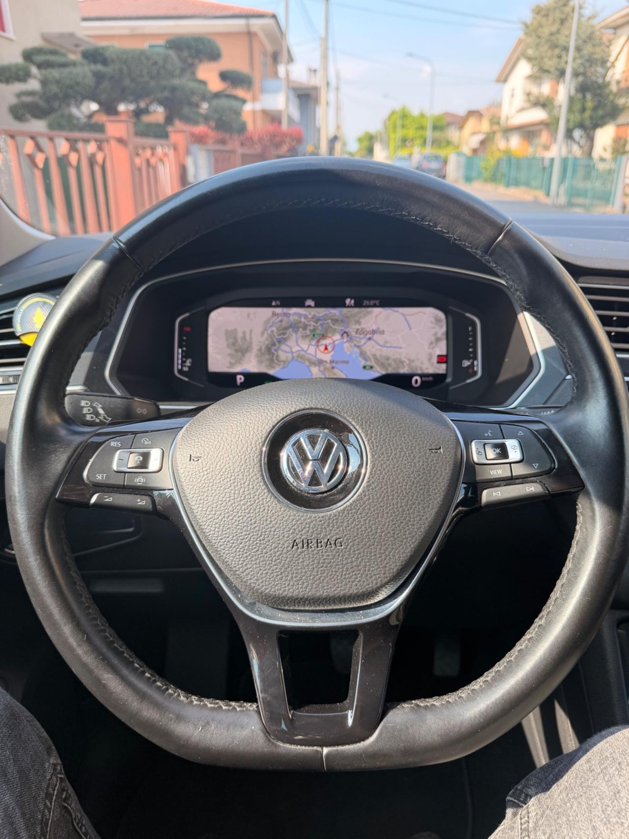 Volkswagen Tiguan 2.0 TDI SCR DSG 4MOTION Advanced BMT