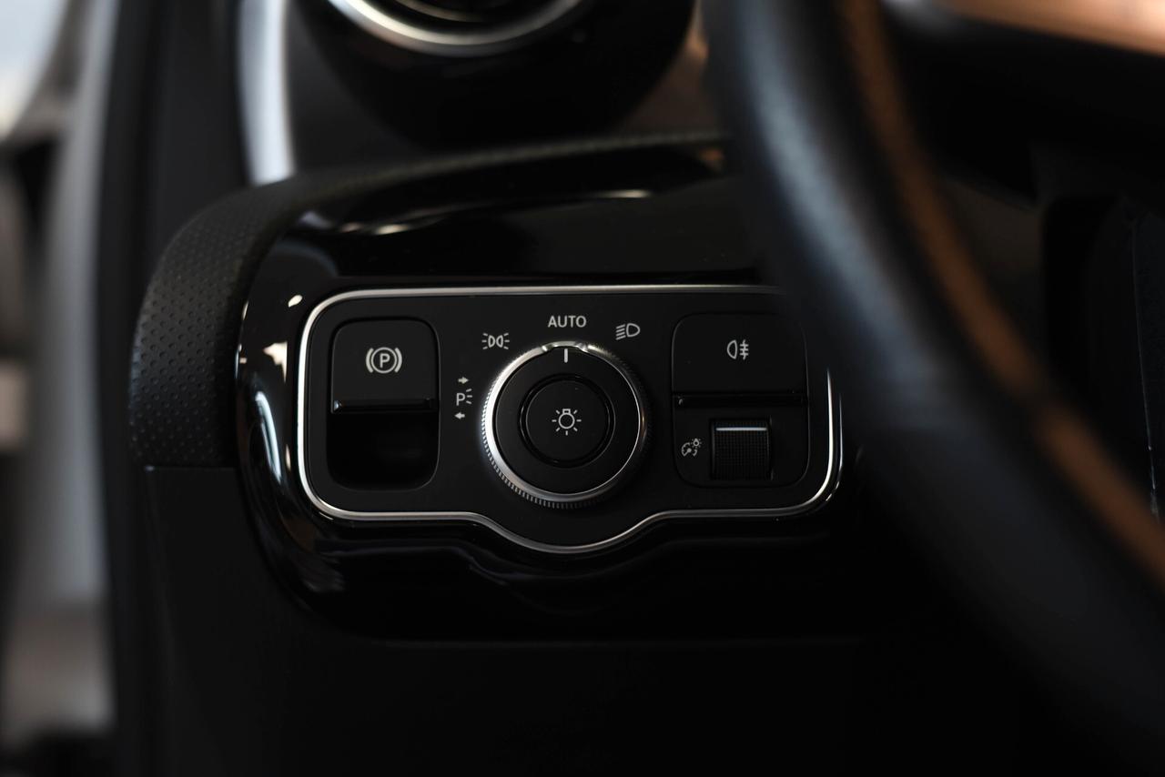 Mercedes-benz A 180 A 180 d Automatic Premium AMG
