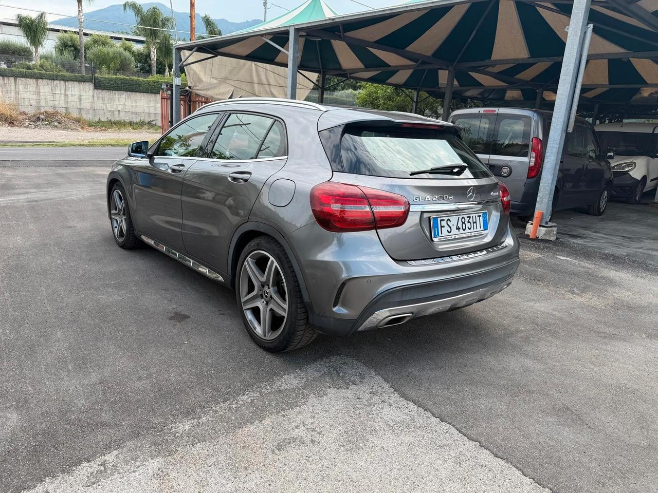 Mercedes-benz GLA 200 d Automatic 4Matic Premium