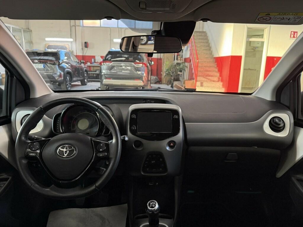 Toyota Aygo 5 Porte 1.0 VVT-i x-play