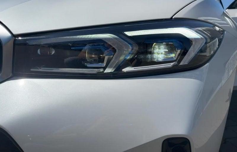 BMW Serie 3 318i MSport Touring auto Camera 360° Head Up Display Full LED
