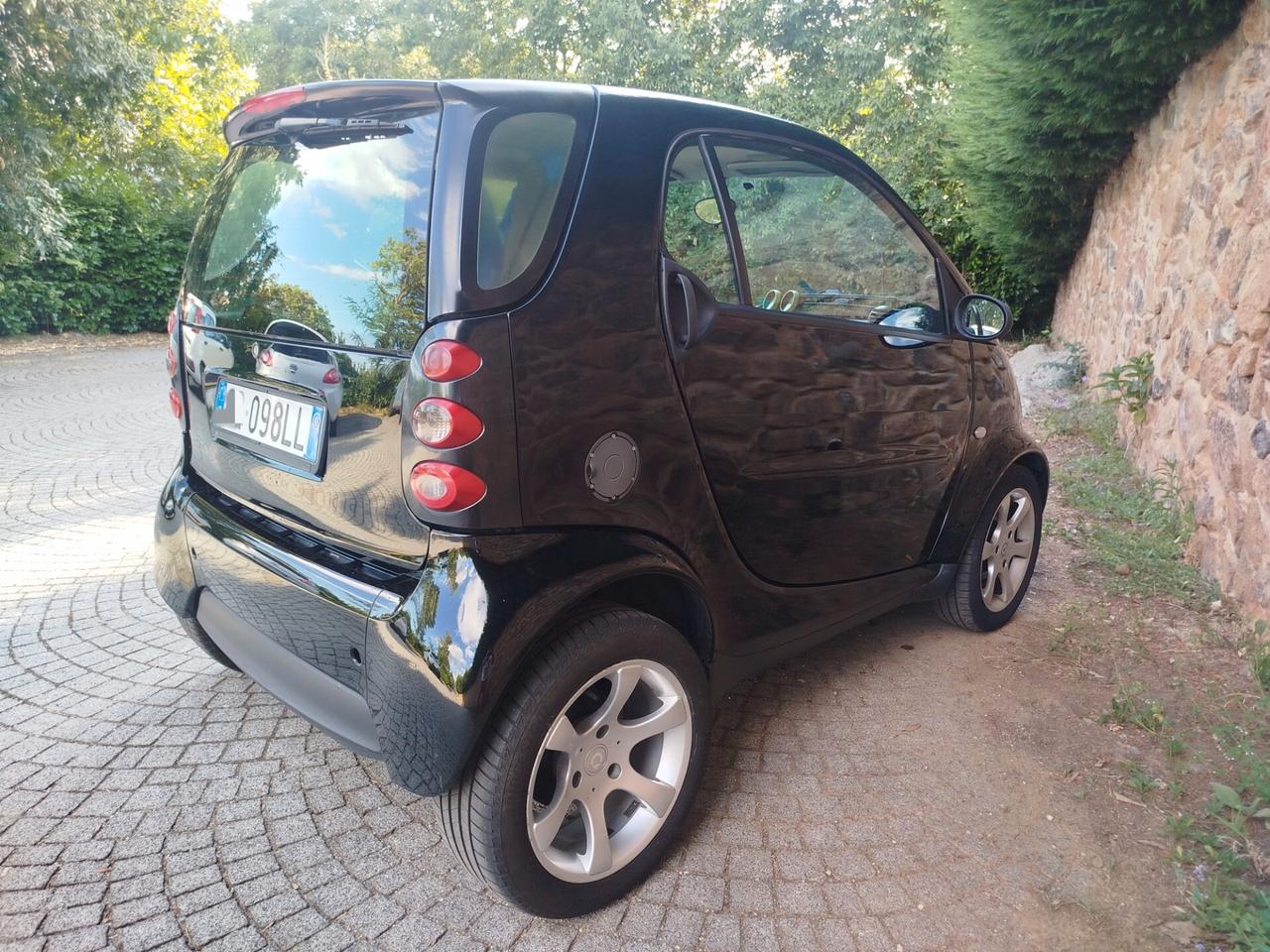 Smart ForTwo 700 coupé passion (45 kW)