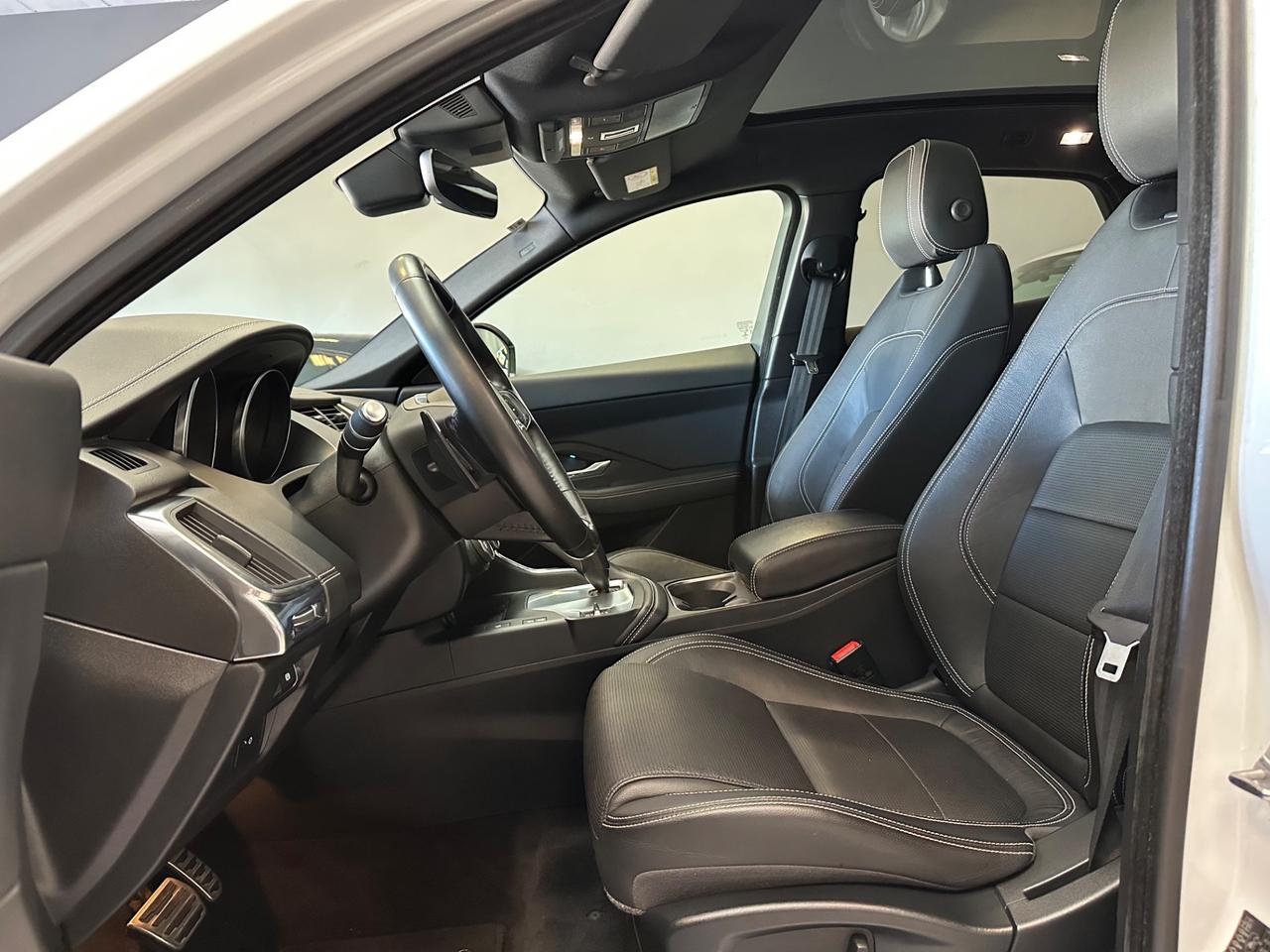 Jaguar E-Pace 2.0D 150 CV AWD aut. R-Dynamic