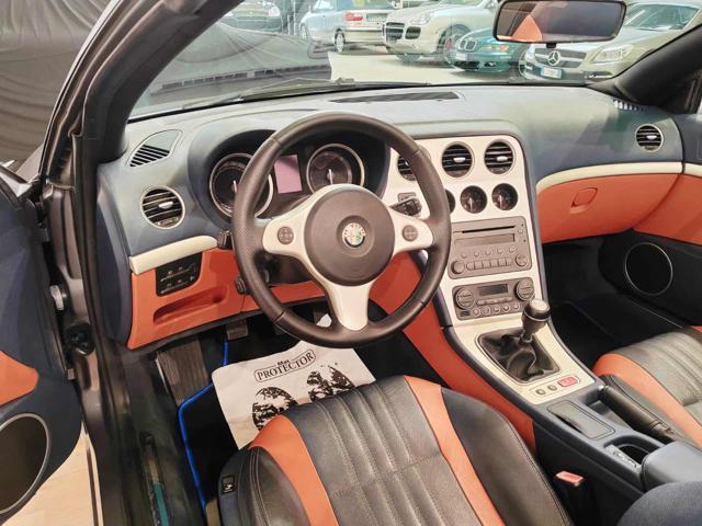 ALFA ROMEO Spider 2.4 JTDm Exclusive