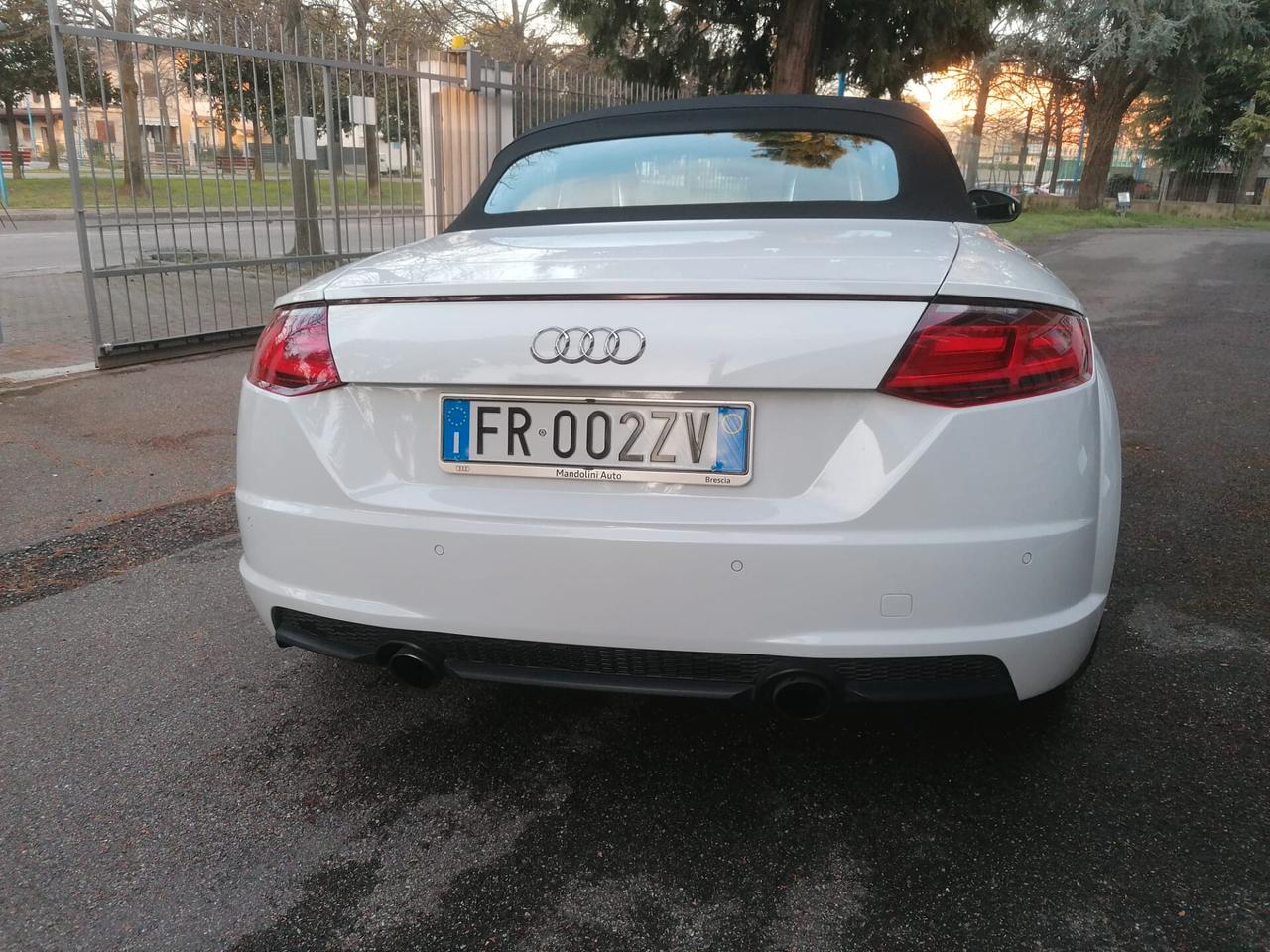 Audi TT Roadster 1.8 TFSI S tronic Design