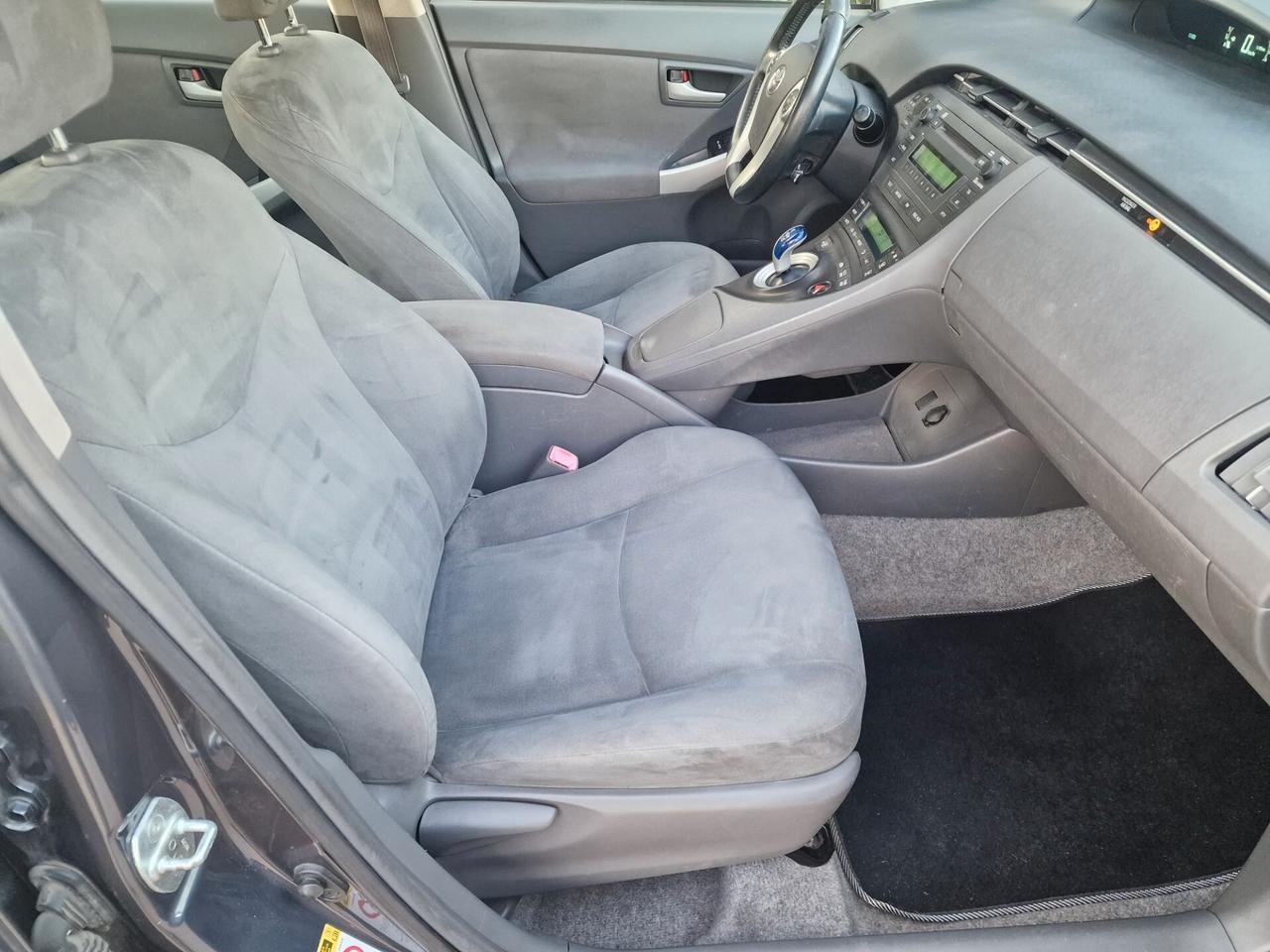 Toyota Prius 1.5i Hybrid