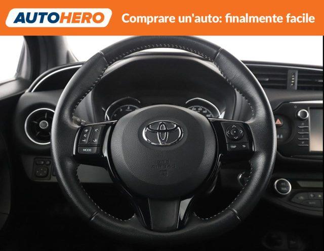 TOYOTA Yaris 1.5 5 porte Lounge