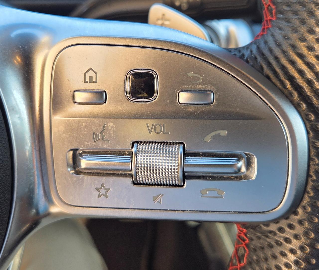 MERCEDES GLB 200 FULL TAGLIANDATA BEN TENUTA KM 70000 GARANZIA