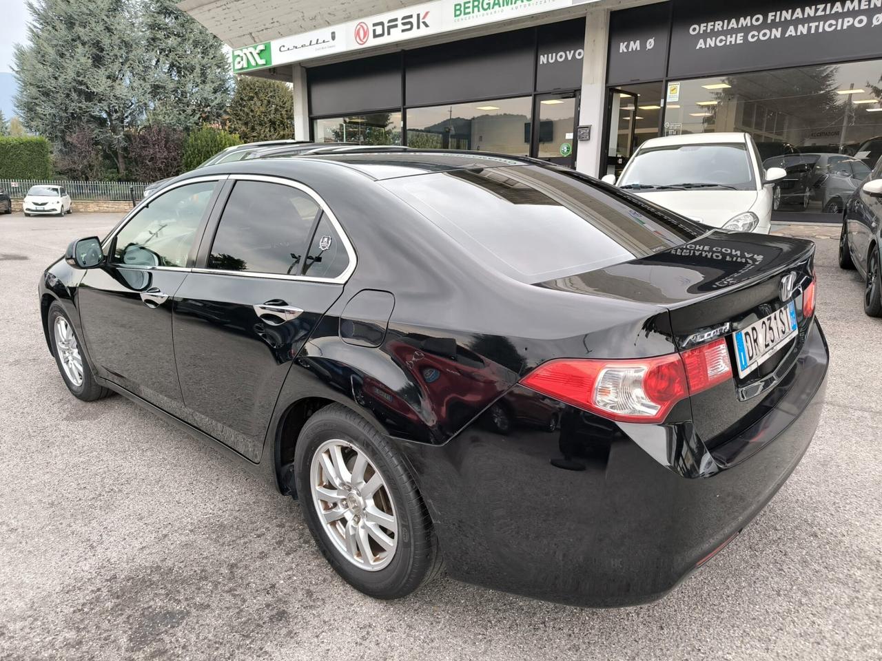Honda Accord 2.2 i-DTEC Elegance DPF