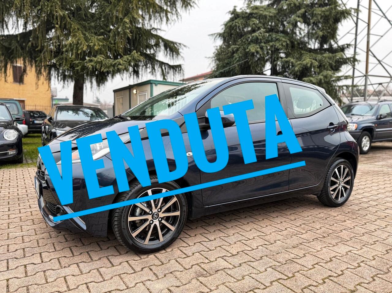 Toyota Aygo 1.0 VVT-i 69 CV 5 porte OK NEOPATENTATI