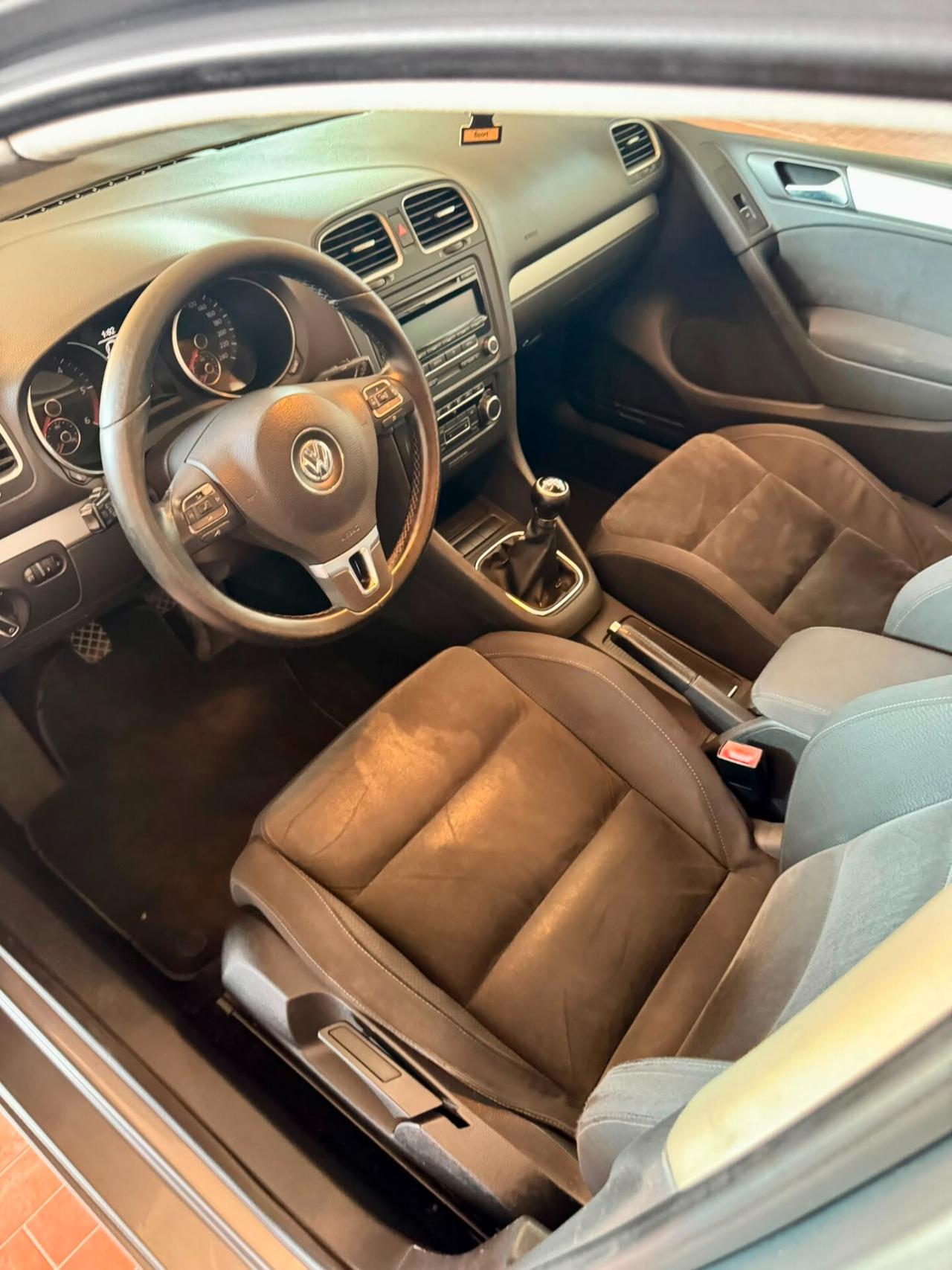 Volkswagen Golf 1.6 TDI DPF 5p. Highline
