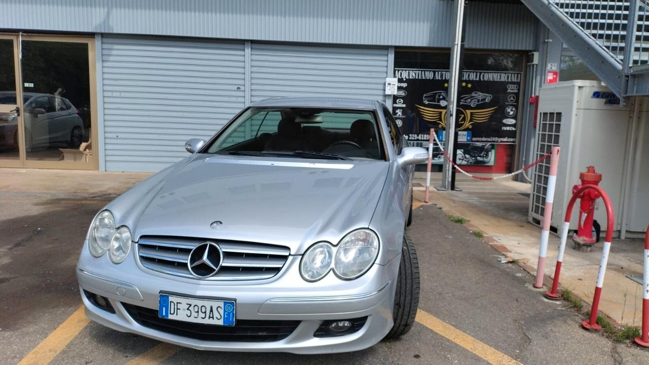 Mercedes-benz CLK 220