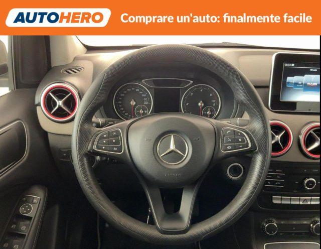 MERCEDES-BENZ B 180 d Automatic Business