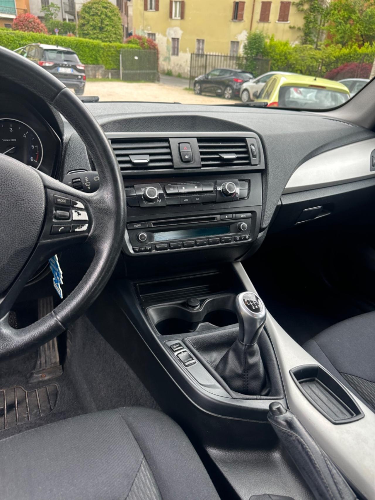 Bmw 116d 5p. URBAN GARANZ UNICOPR KMCERT EU5B