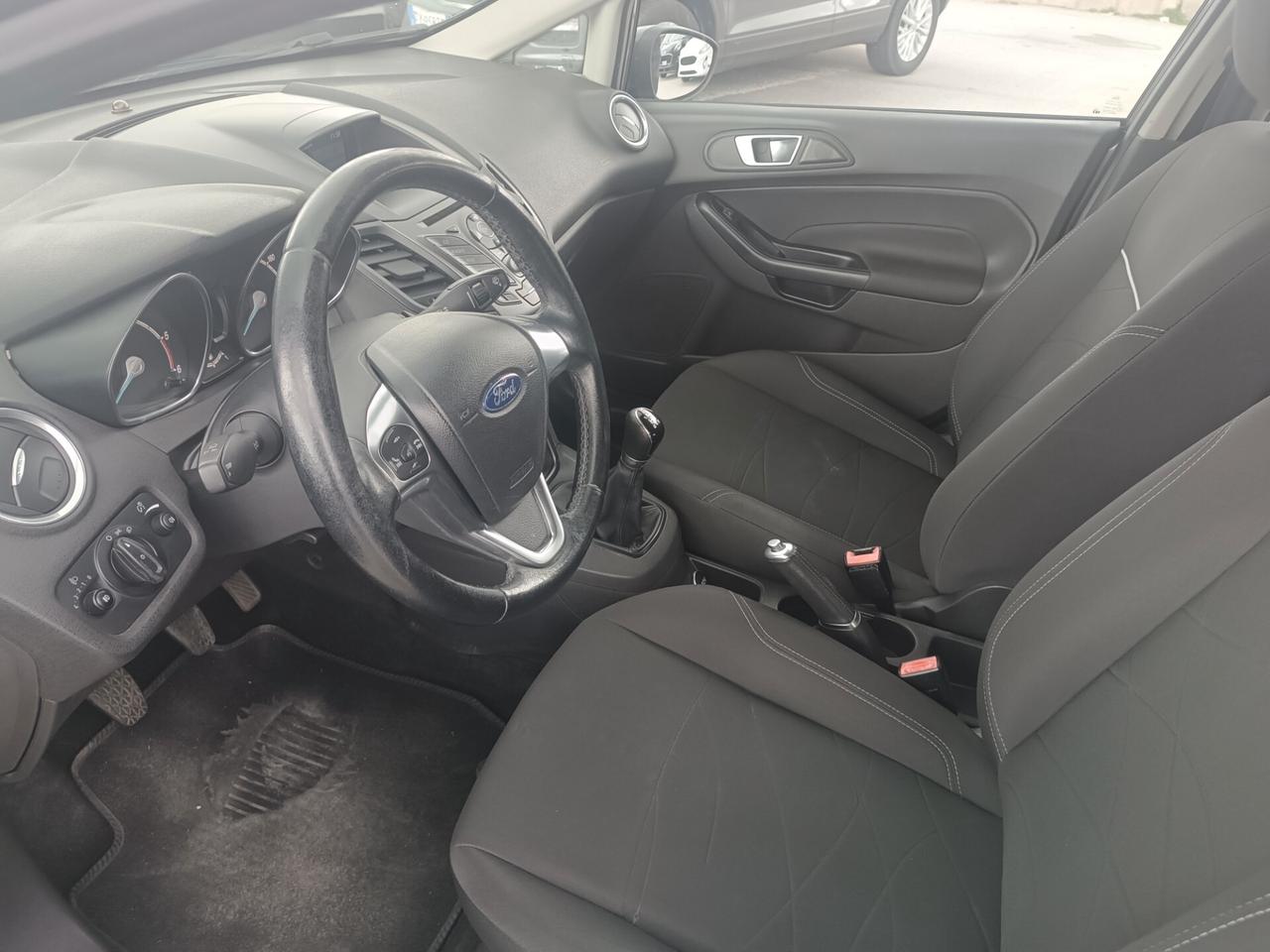 Ford Fiesta 1.5 TDCi 75CV 5 porte Business