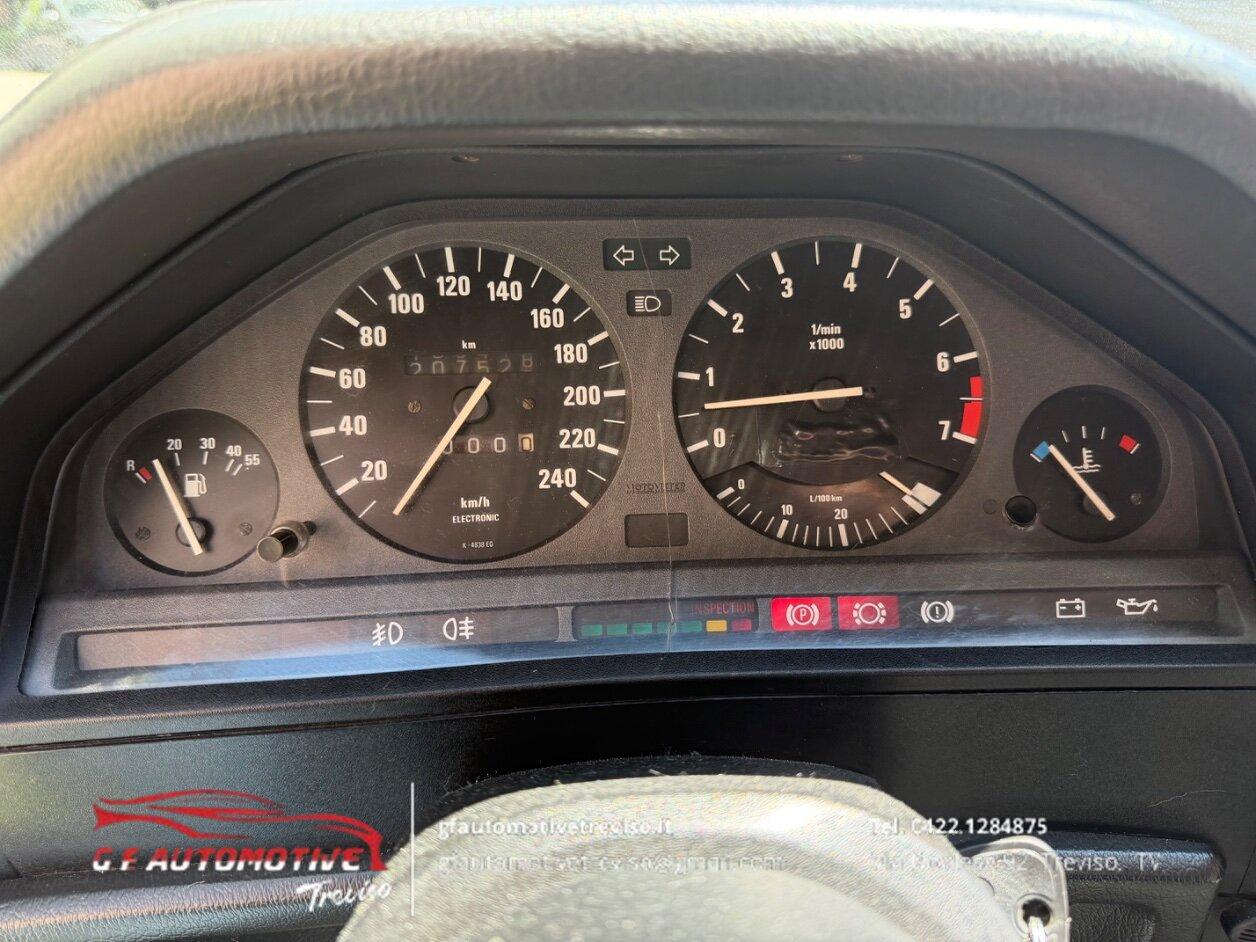 BMW 316 i 2p