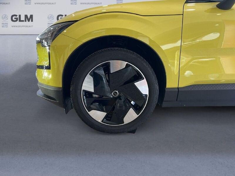 Volvo EX30 Single Motor Extended Range RWD Plus