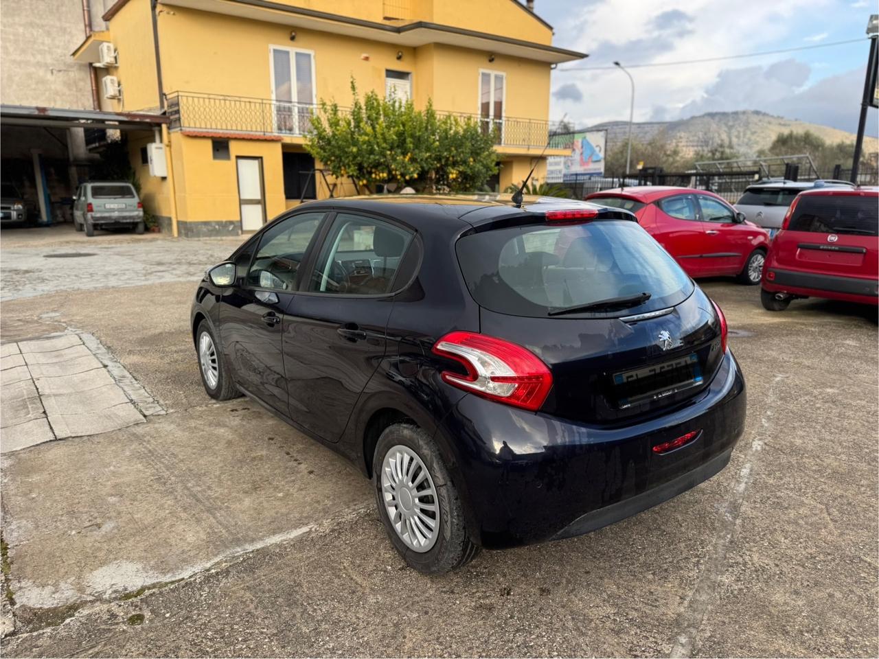 Peugeot 208 1.4 HDi 68 CV 5 porte Active