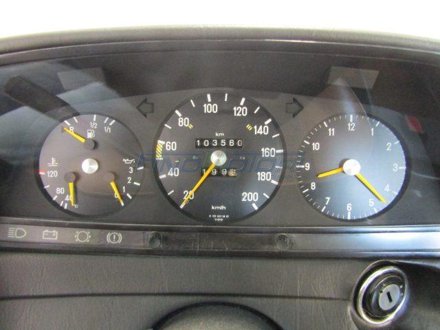 MERCEDES-BENZ 200 2.0 109 CV BERLINA