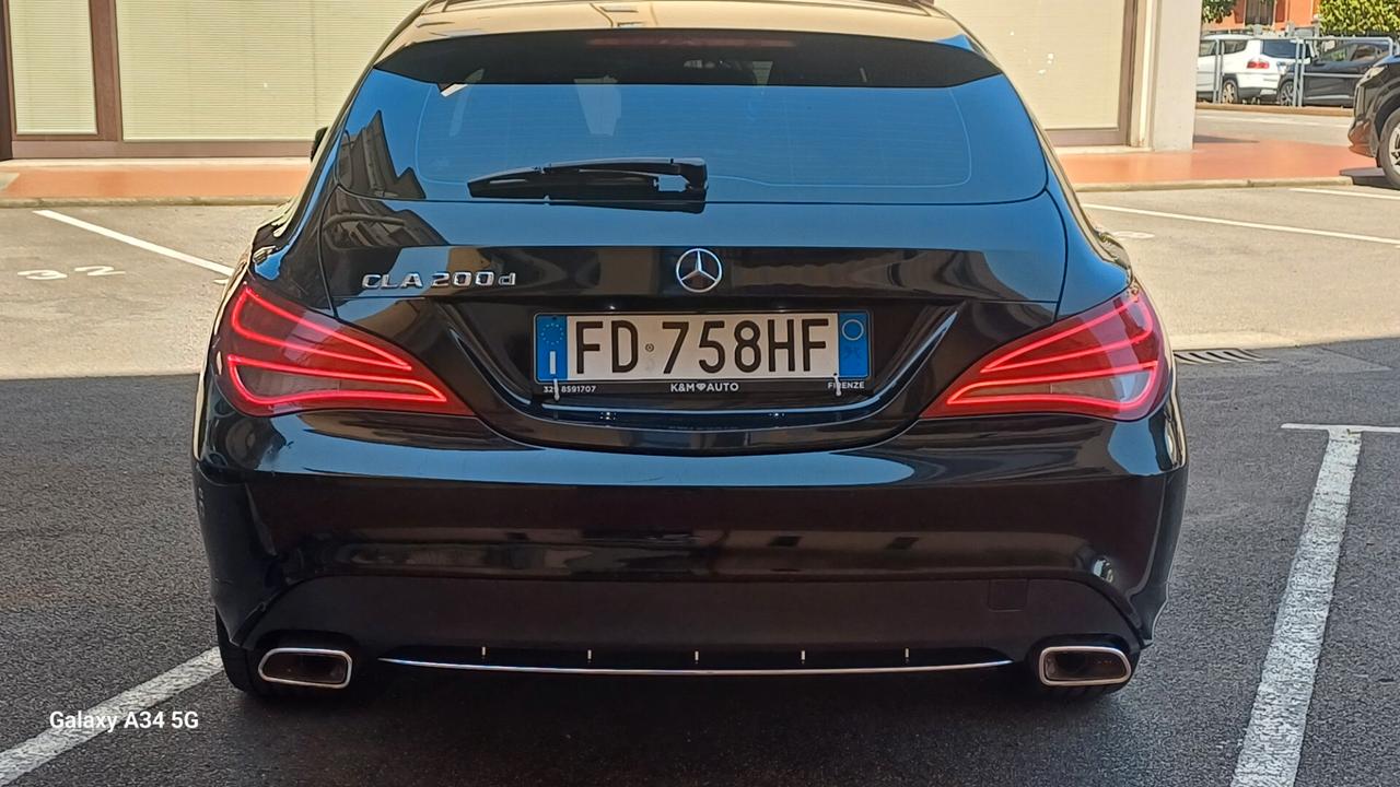 CLA 200 D SW AUTOMATIC PREMIUM DARK NIGHT