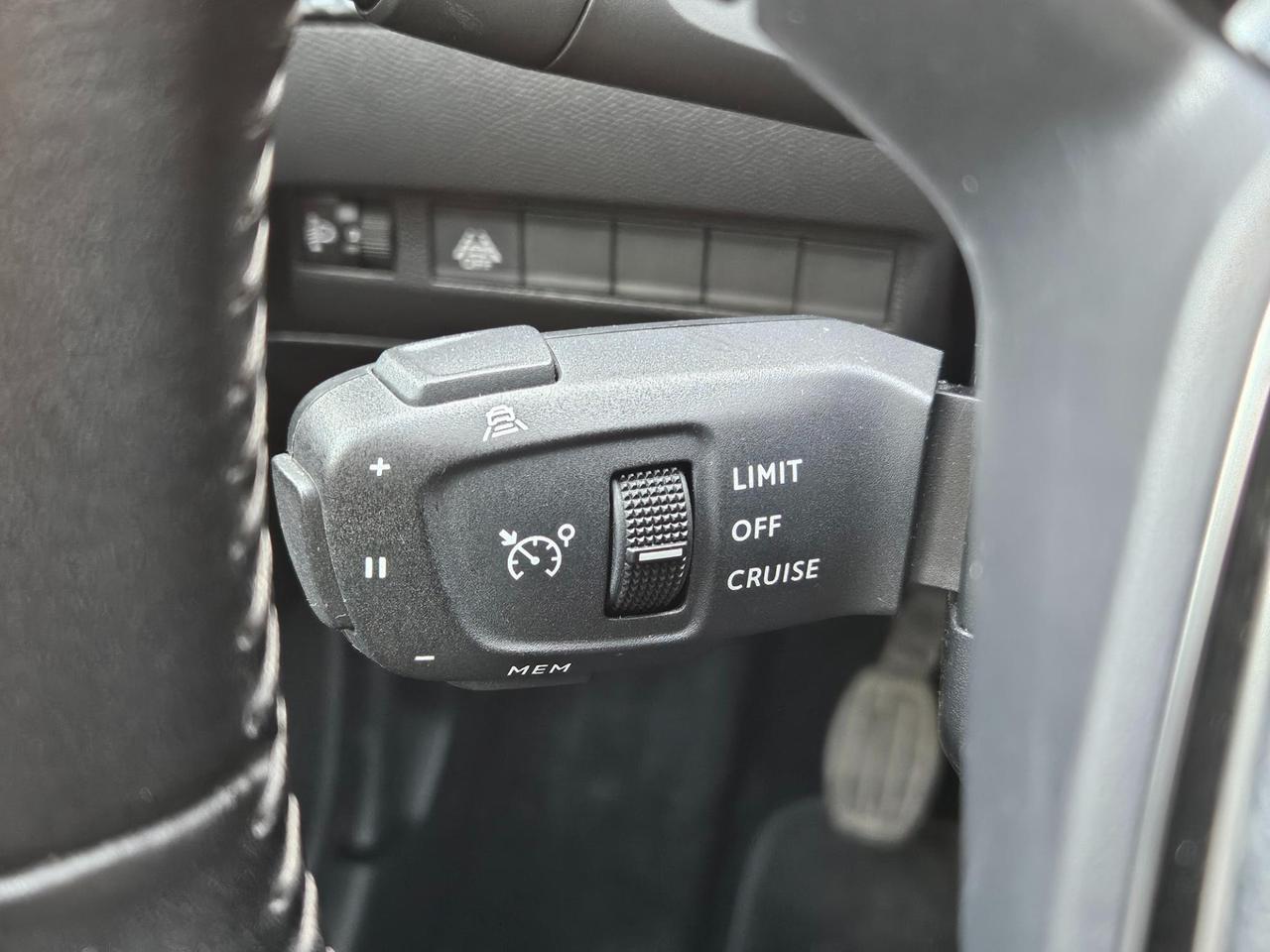 Peugeot 208 5 Porte 208 1.2 puretech Allure s&s 100cv