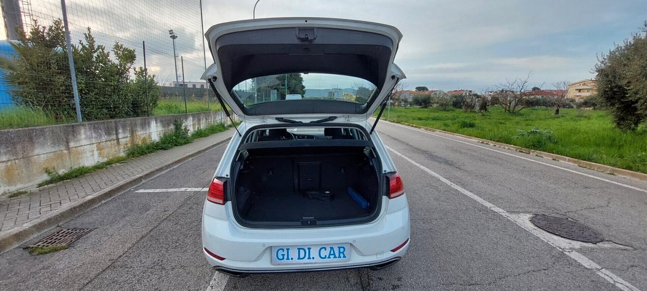 GOLF 7,5 CAMBIO AUTOMATICO DSG 1,5 METANO 130 CV NAVI TELEFONO SENSORI IMPECCABILE