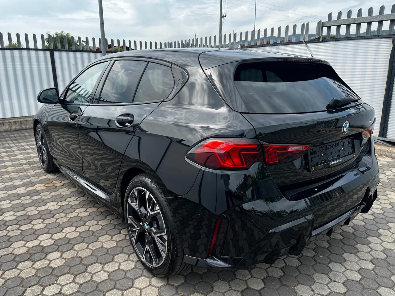 Bmw 118 118d 5p. MSport