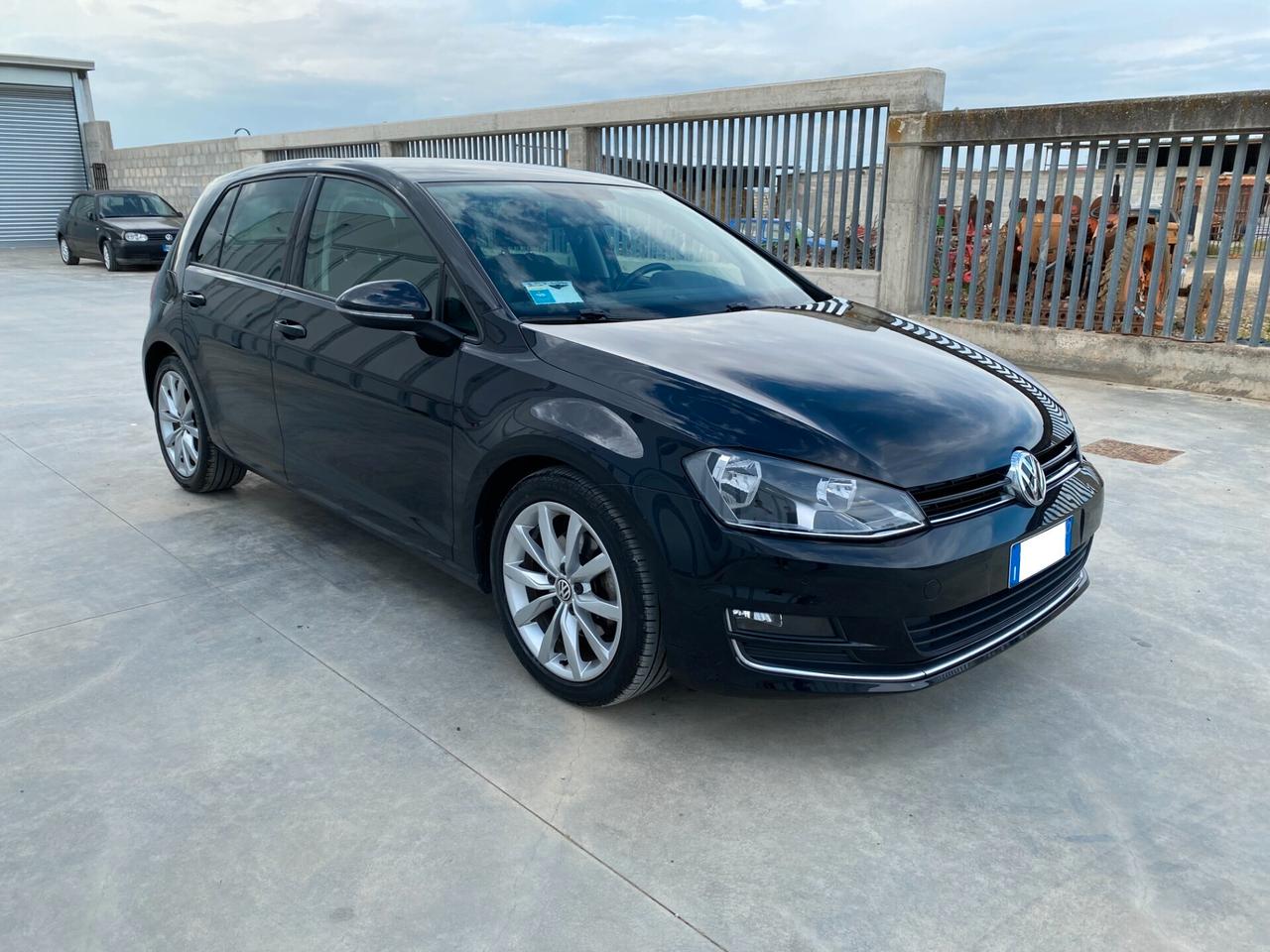 Volkswagen Golf 2.0 TDI 5p. Highline BlueMotion Technology