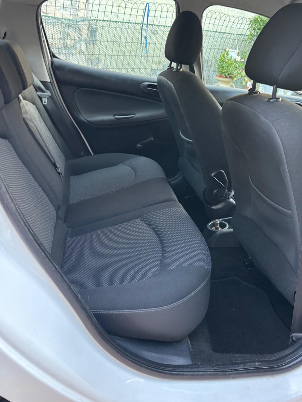 Peugeot 206 Plus 1.1 60CV 5p. benzina+GPL scade 2030