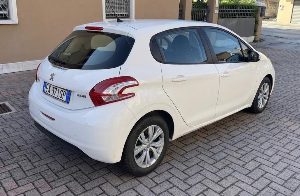 Peugeot 208 1.0 Benzina Ok Neopatentati