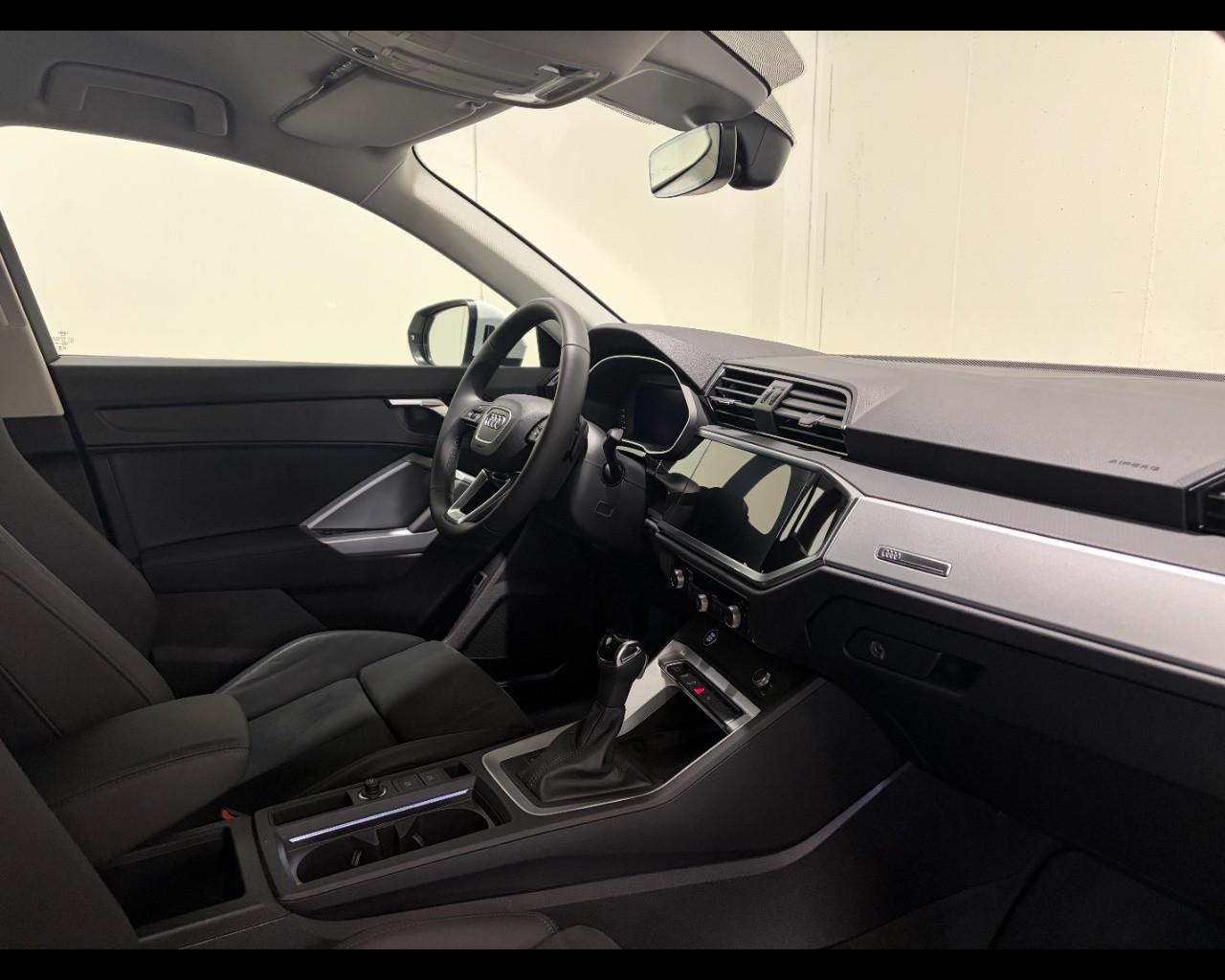 AUDI Q3 SPORTBACK 35 TFSI S-TRONIC S LINE EDITION