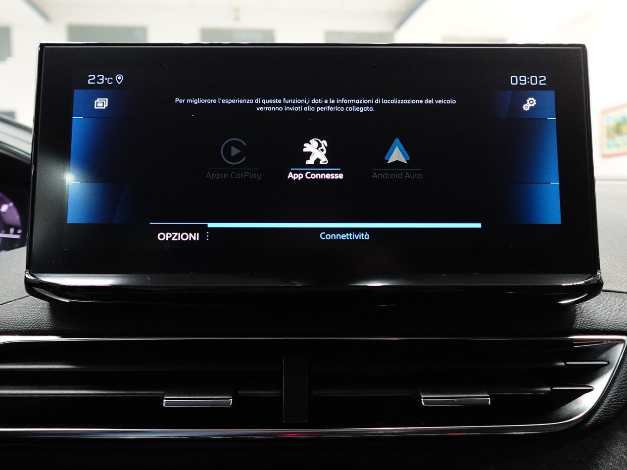 Peugeot 3008 II 1.5 BlueHDI 130 CV ALLURE