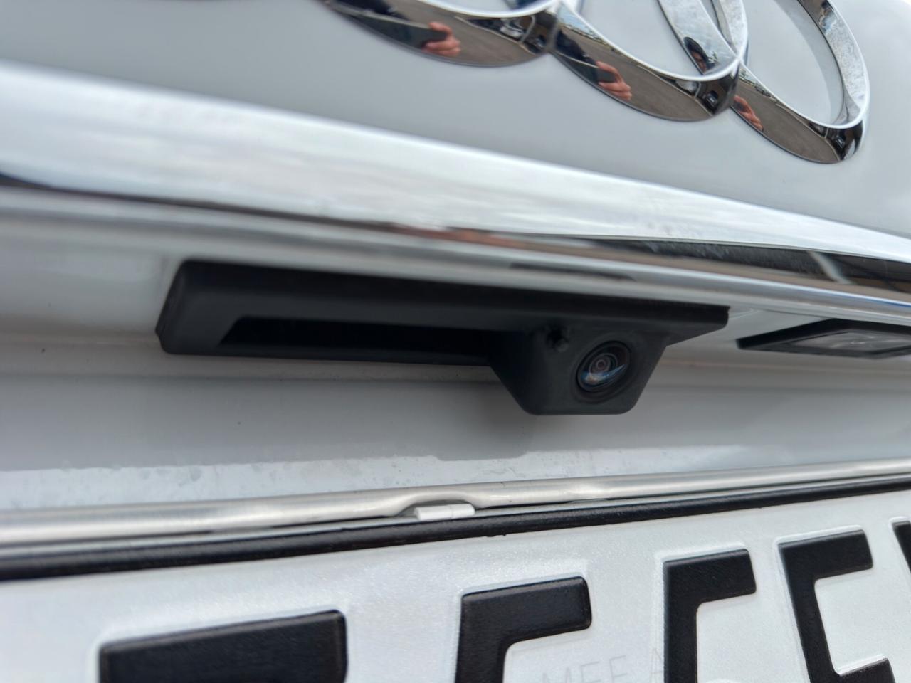 Audi A4 Avant 40 TDI quattro S tronic line edition