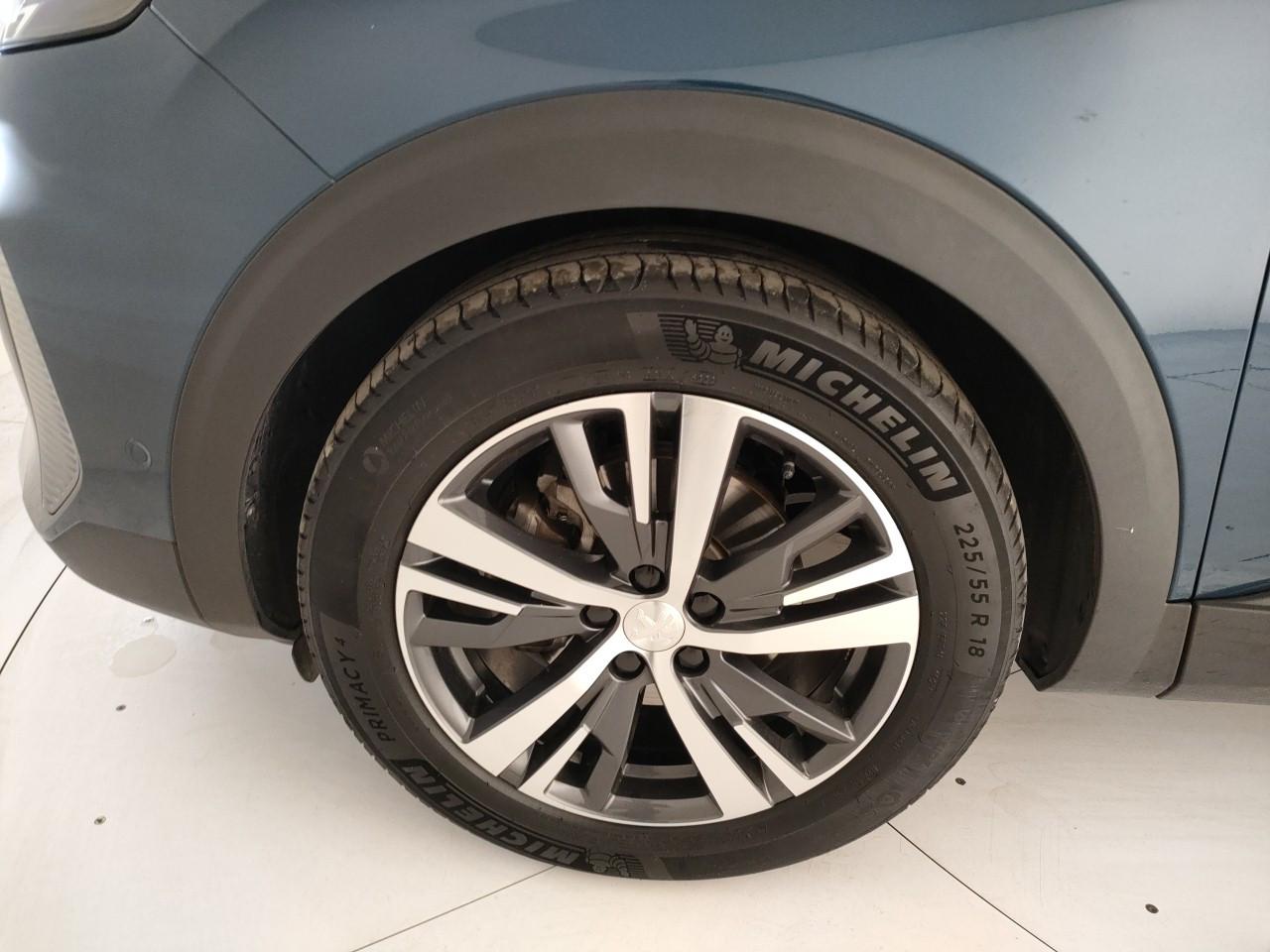 PEUGEOT 3008 1.5 bluehdi Allure Pack 130cv eat8