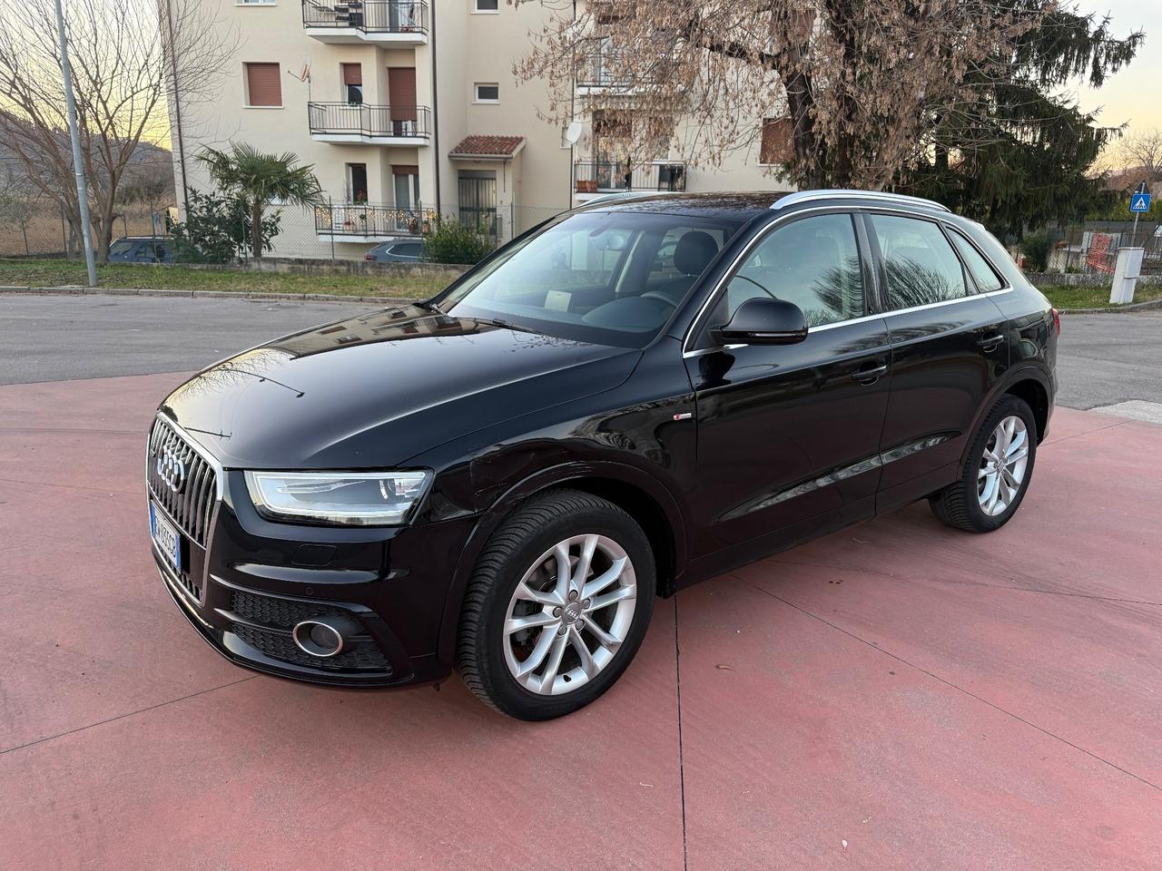 Audi Q3 2.0 TDI quattro S tronic Line Edition
