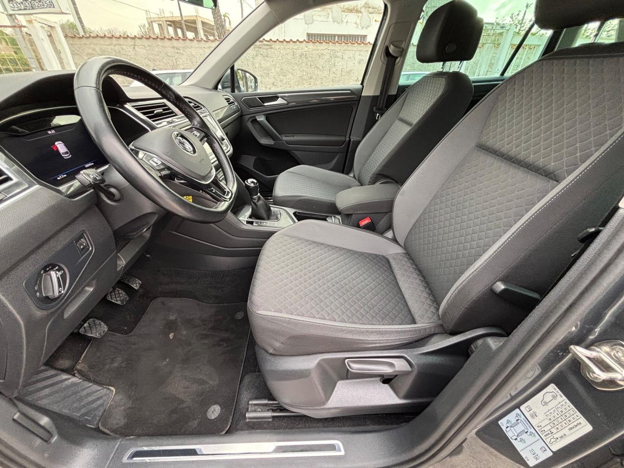 VW TIGUAN 1.6TDI 116CV COCKPIT FULL OPT