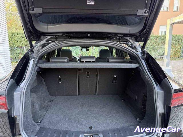 JAGUAR E-Pace 2.0d i4 mhev R-Dynamic HSE Black awd TETTO IVA ESP