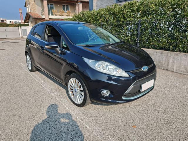 FORD Fiesta 1.2 Benzina 5 porte ( DISTRIBUZIONE FATTA )