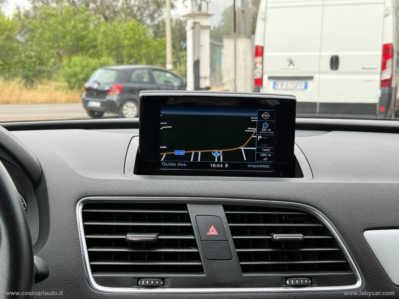 AUDI Q3 2.0 TDI 120CV Business