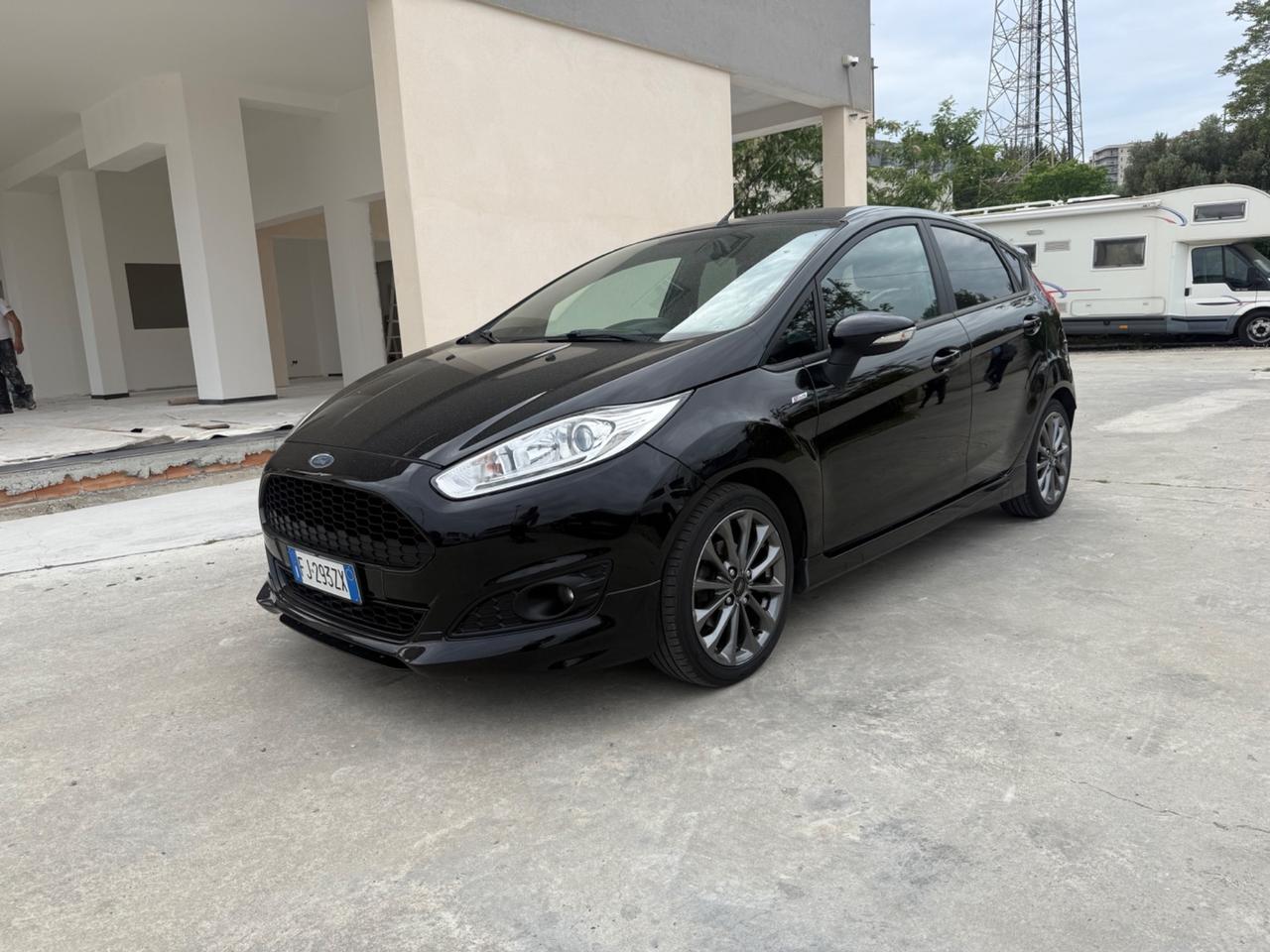 Ford Fiesta 1.5 TDCi 5 porte ST-Line