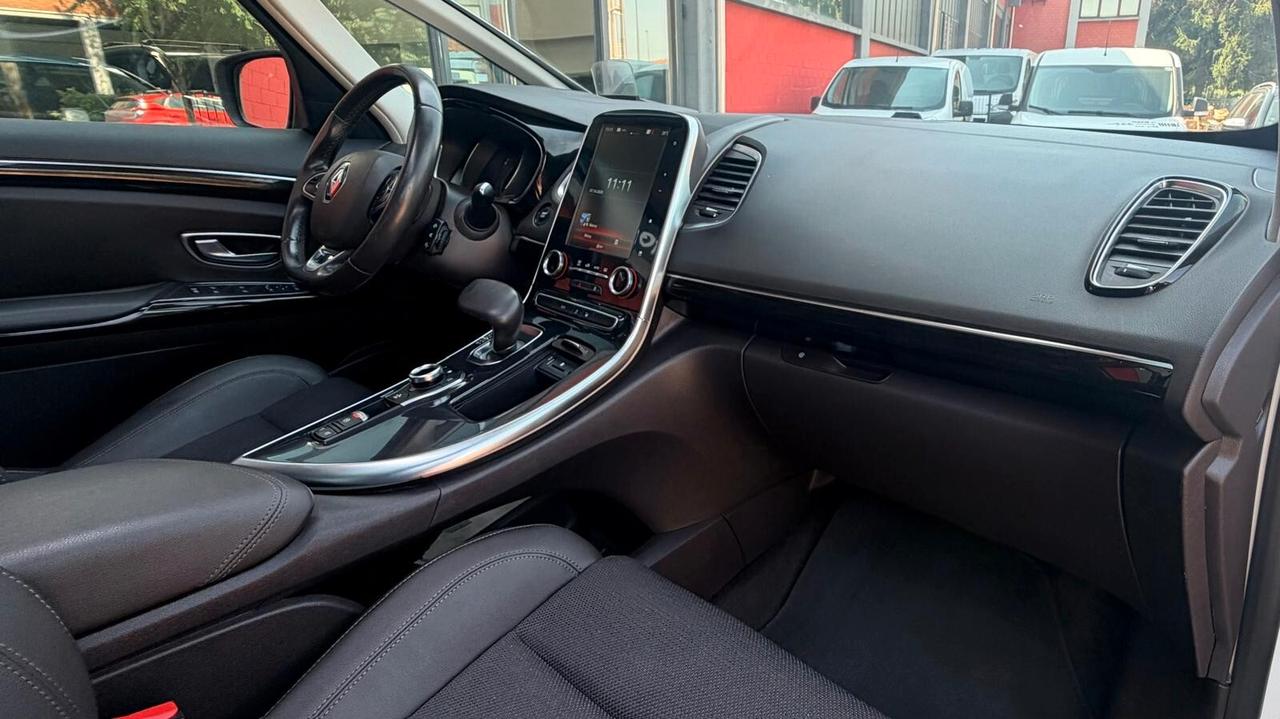 Renault Espace dCi 160CV EDC Energy Initiale Paris 4Control