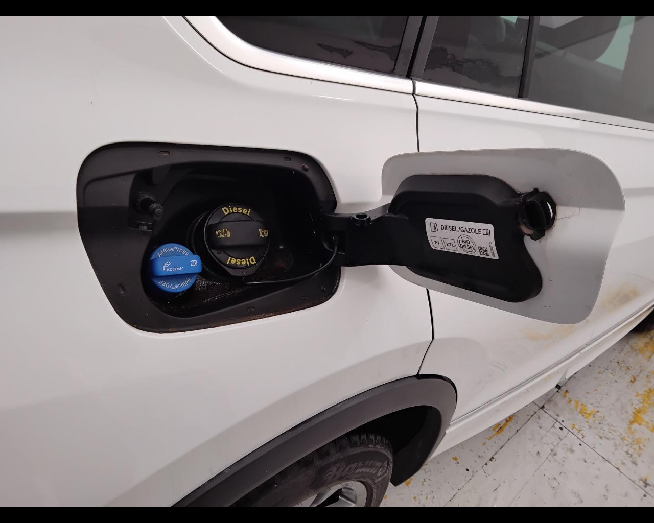 VOLKSWAGEN Tiguan II 2021 - Tiguan 2.0 tdi R-Line 4motion 150cv dsg