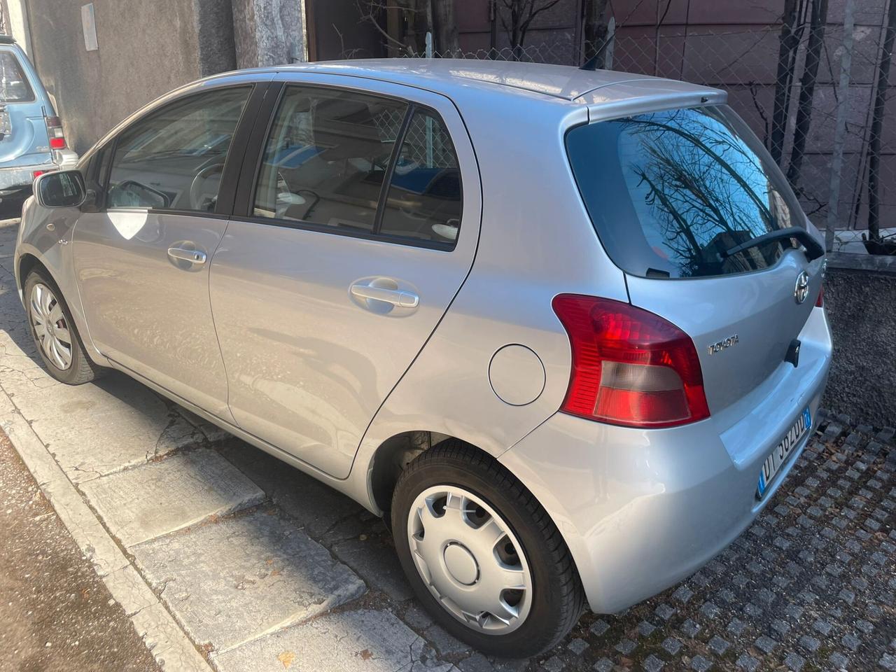 TOYOTA YARIS 1.4 D-4D 90CV 5 PORTE AUTOMATICO