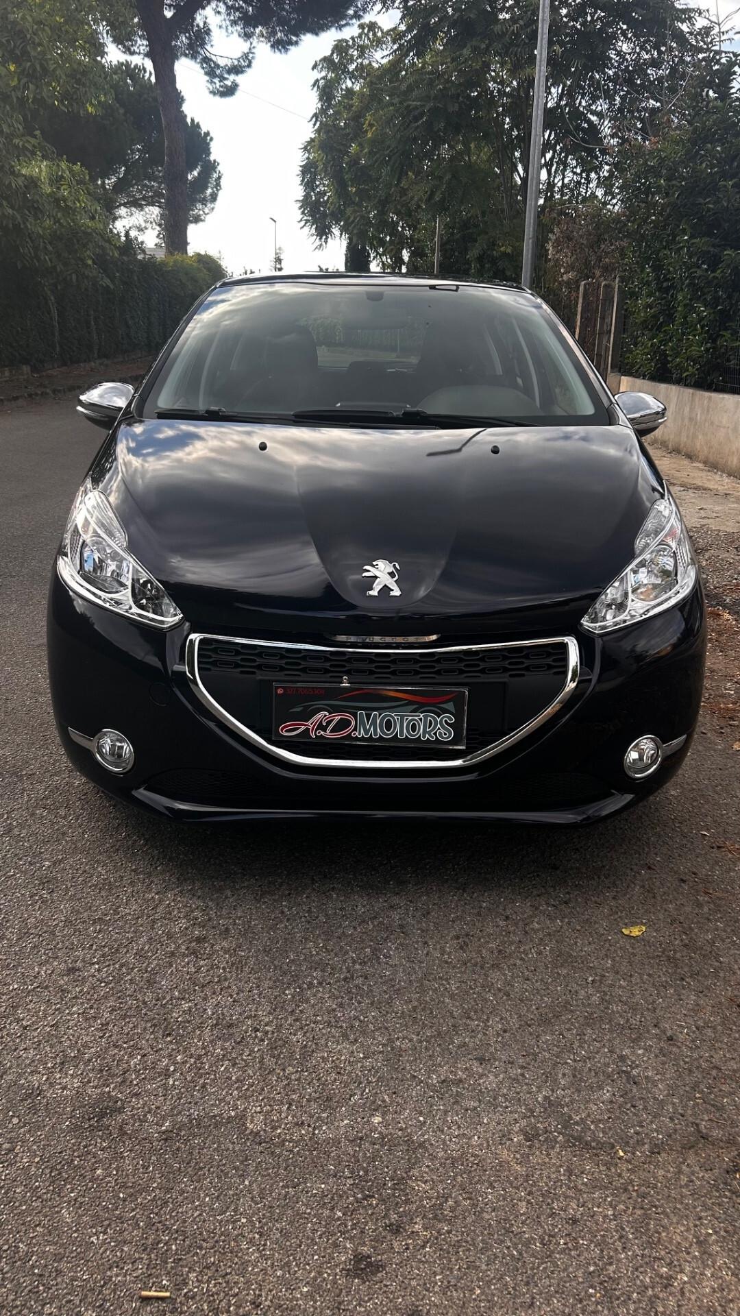 Peugeot 208 1.4 HDi 68 CV 5 porte Allure